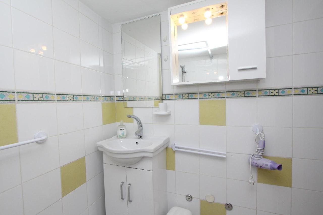 Apartments Knezovic Rovinj Luaran gambar