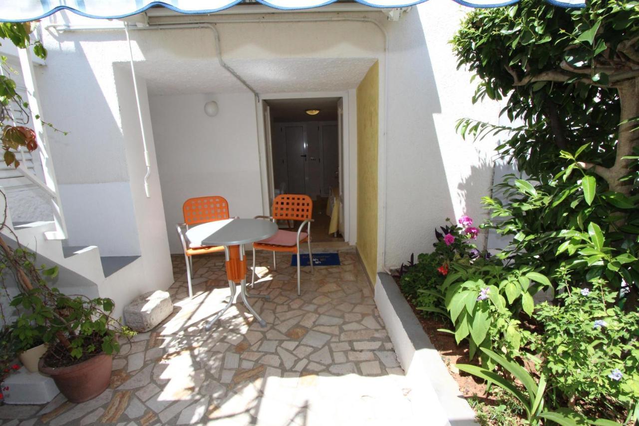 Apartments Knezovic Rovinj Luaran gambar