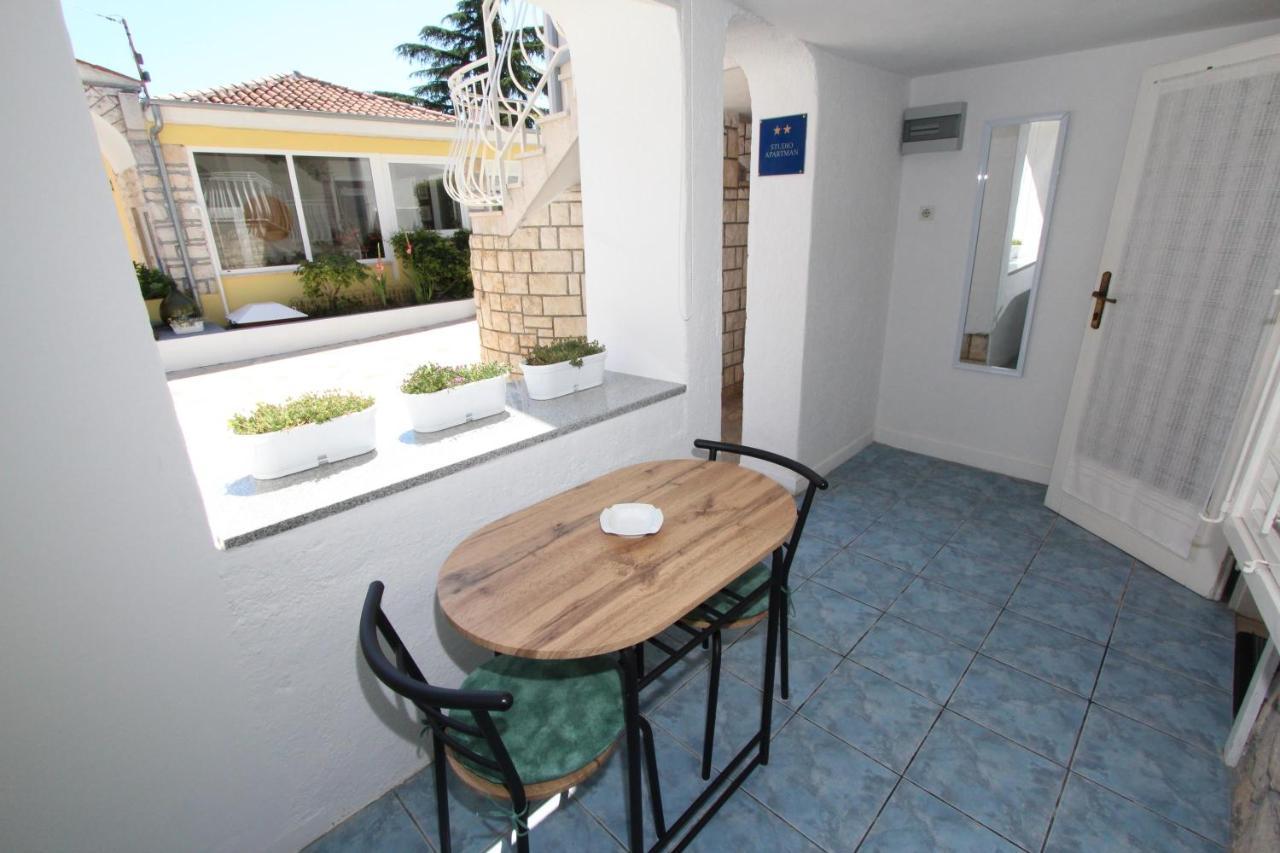 Apartments Knezovic Rovinj Luaran gambar