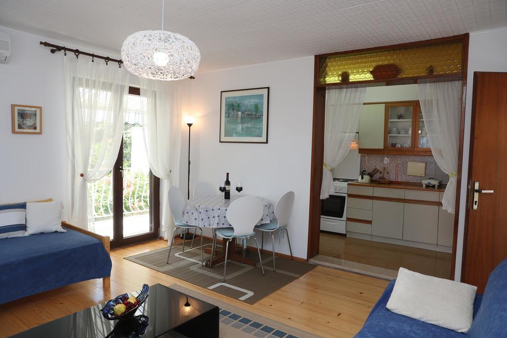 Apartments Knezovic Rovinj Luaran gambar